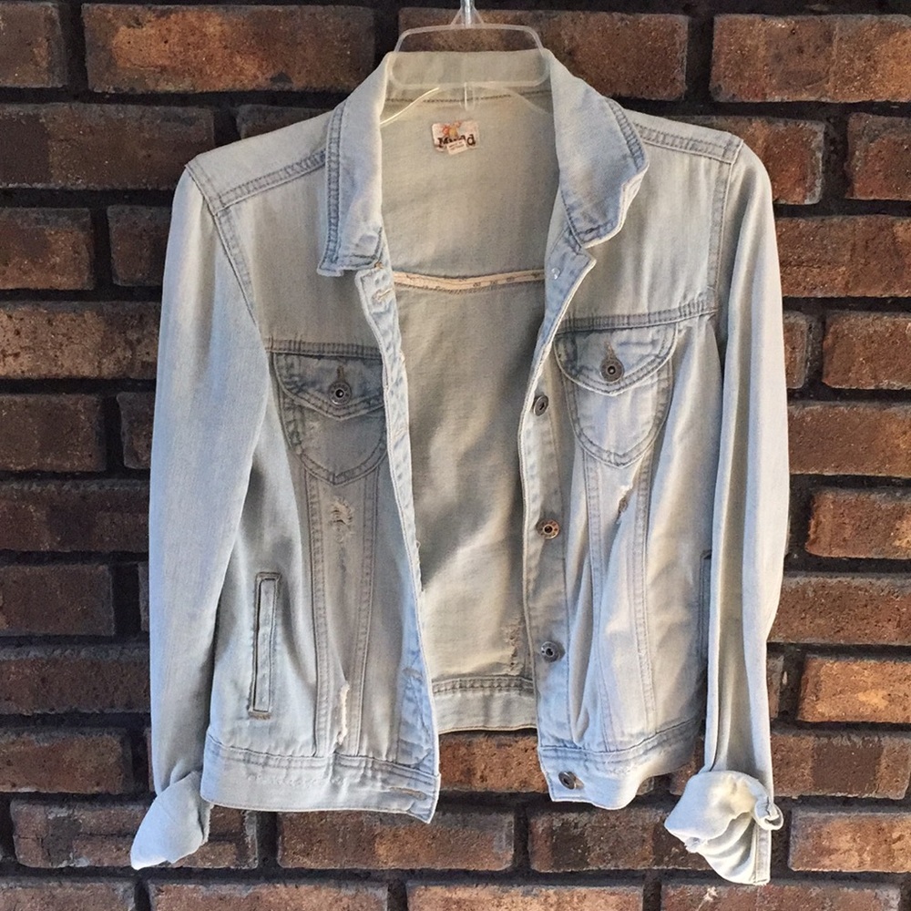 Mudd Light Wash Demin Jacket - SMALL